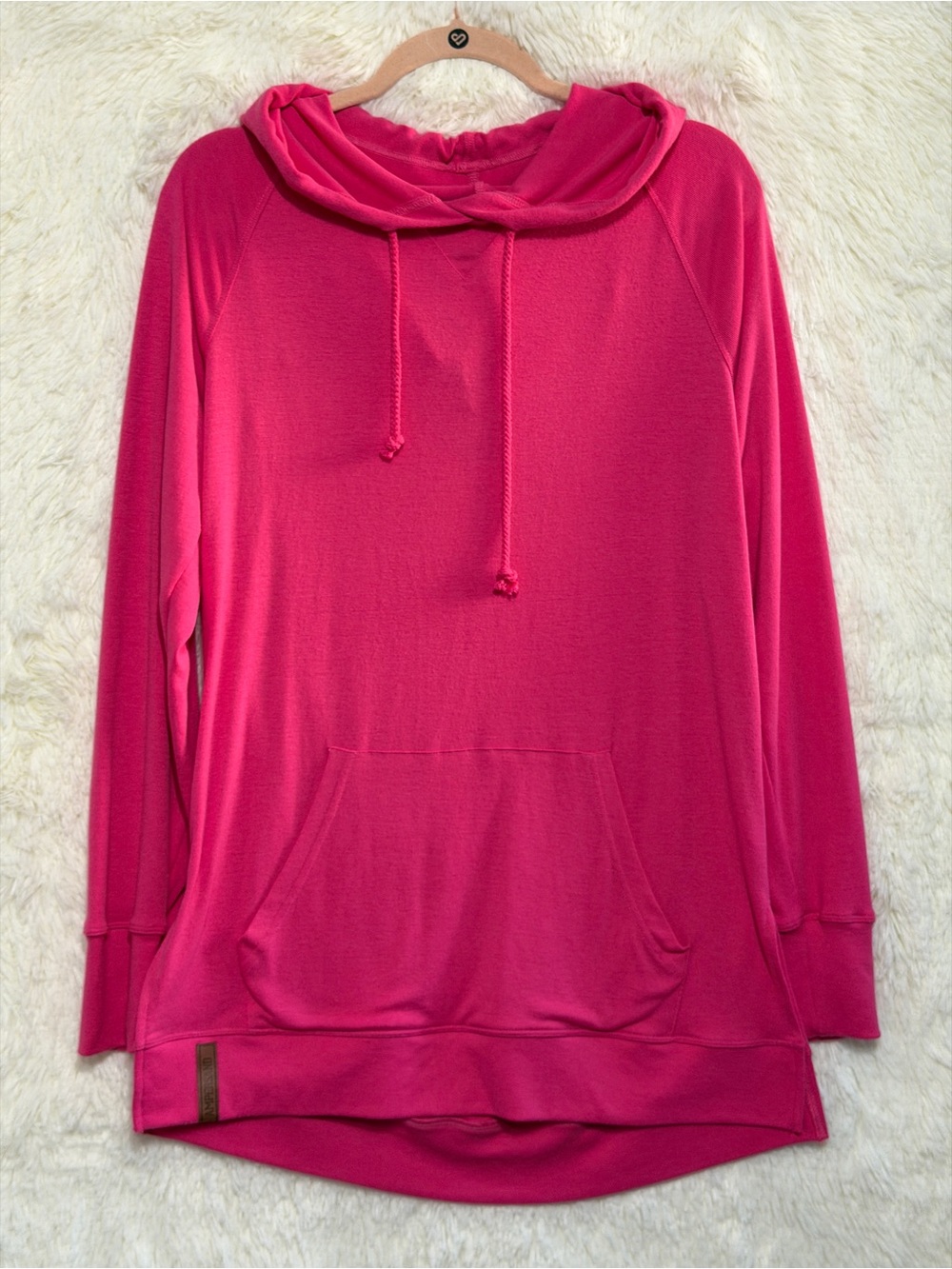 AMPERSAND AVE Fuchsia Hooded Long-Sleeve Pullover